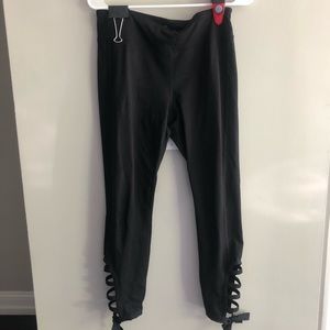 Joy Lab Black Bow Leggings Size Medium